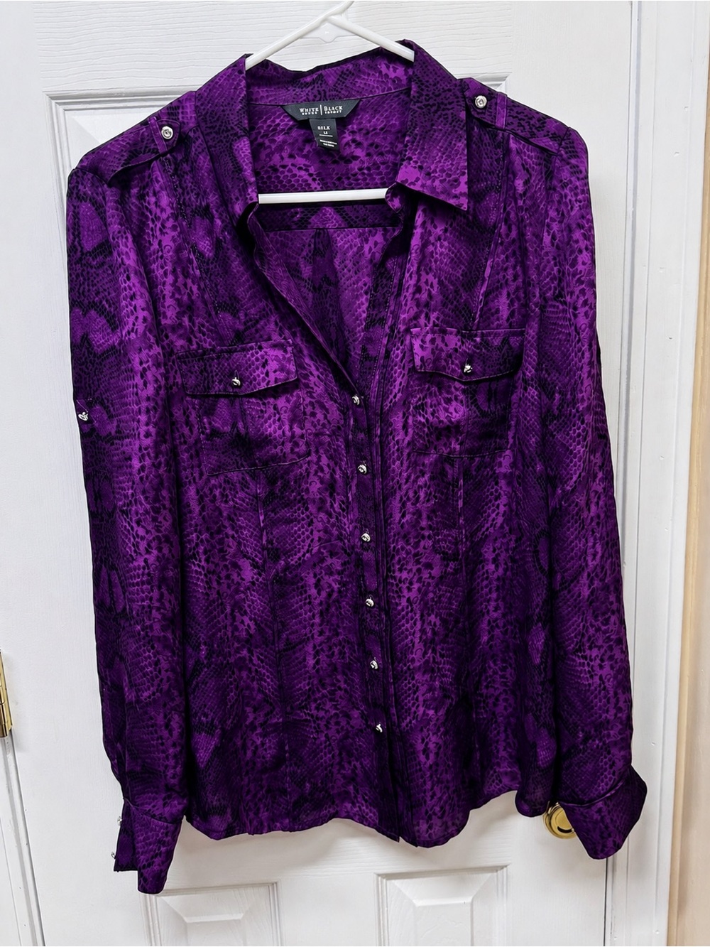 White House Black Market 100% Silk Purple Snakeskin Blouse Size 12 - Picture 2 of 9